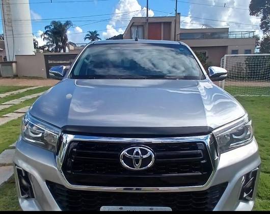 TOYOTA HILUX 2.8 SRX 4X4 CD 16V DIESEL 4P AUTOMÁTICO TOYOTA HILUX 2.8 SRX 4X4 CD 16V DIESEL 4P AUTOMÁTICO